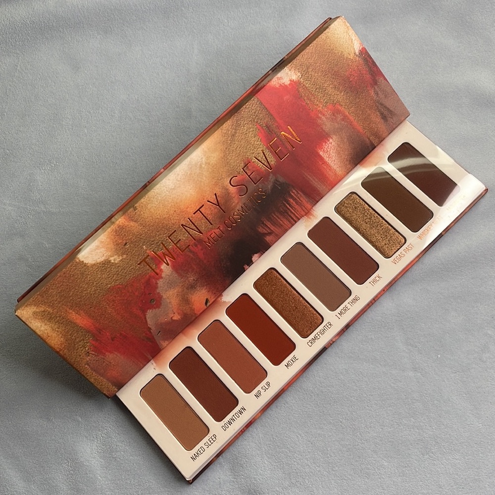 🎨 MELT COSMETICS | TWENTY-SEVEN EYESHADOW PALETTE